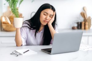 やる気が起きない、寝てばかりのスピリチュアルな意味とは？ずっと眠い理由は？ 
