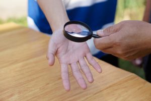 生命線が枝分かれし、フィッシュもある手相