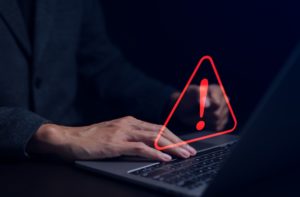 データ漏洩のリスクがある