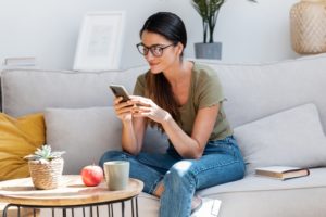 星ひとみに直接占ってもらう方法は？公式サイトでの応募がおすすめ！