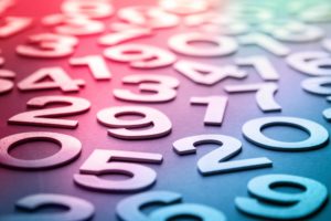 過去の当選番号から、数字の出現周期を分析する
