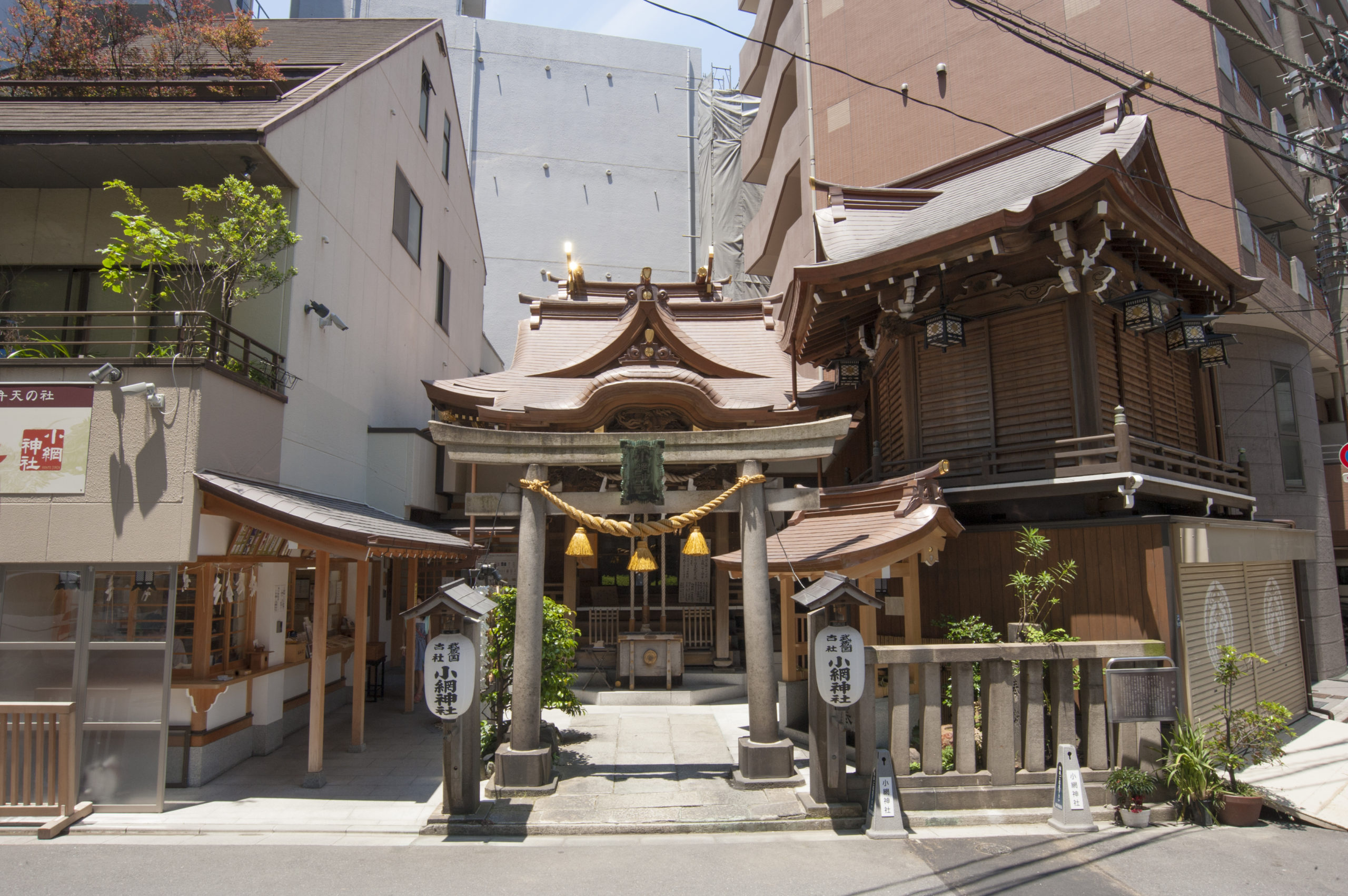 小網神社をゲッターズ飯田がおすすめする理由とは？お守りが人気って本当？