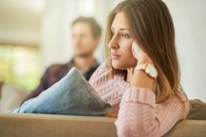 自己嫌悪はNG？付き合ってないけど片思いで失恋した時のNG行動！