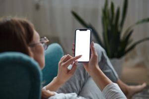 強力に運気の上がる待ち受け画像の設定方法は？