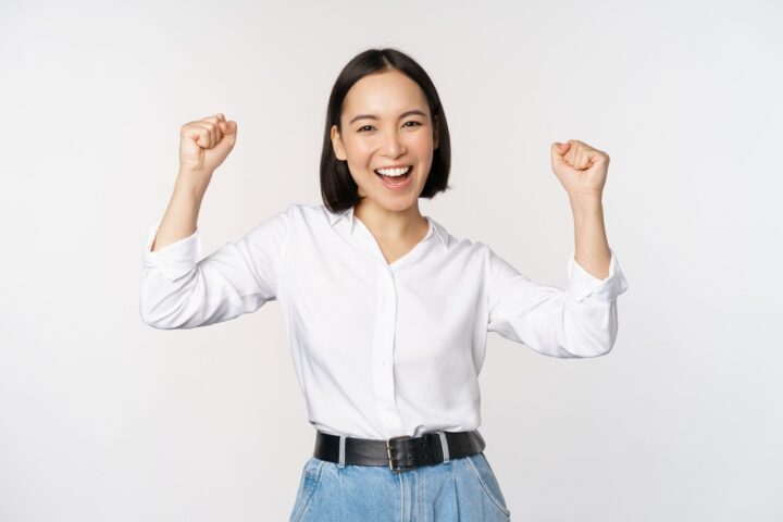 引き寄せの法則を信じるとどんなメリットがある？前向きになる人多数