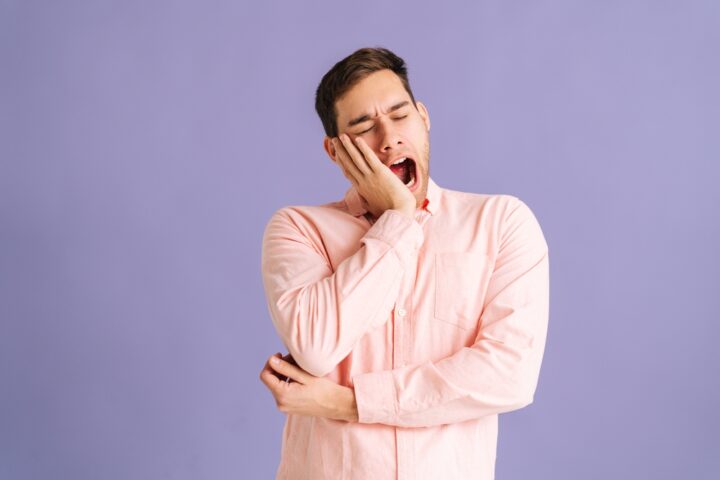 寝ても寝ても眠いときにどうしても起きなければならないときは？