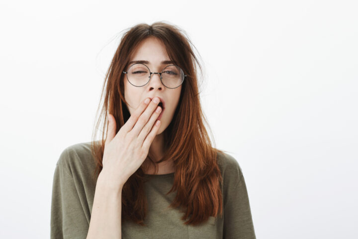 寝ても寝ても眠いときはどうすればいい？魂の修復のため十分休む！